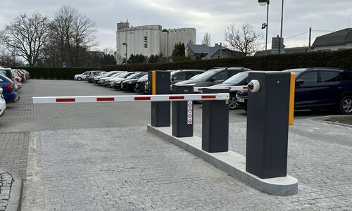 Parking system at the entrance to the premises of the Psychiatric Hospital in Šternberk