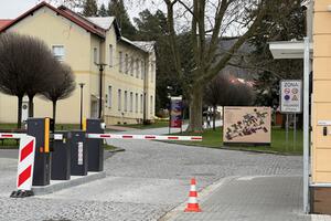 Parking system at the entrance to the premises of the Psychiatric Hospital in Šternberk