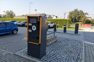 Parking system at the entrance to the premises of the Psychiatric Hospital in Šternberk